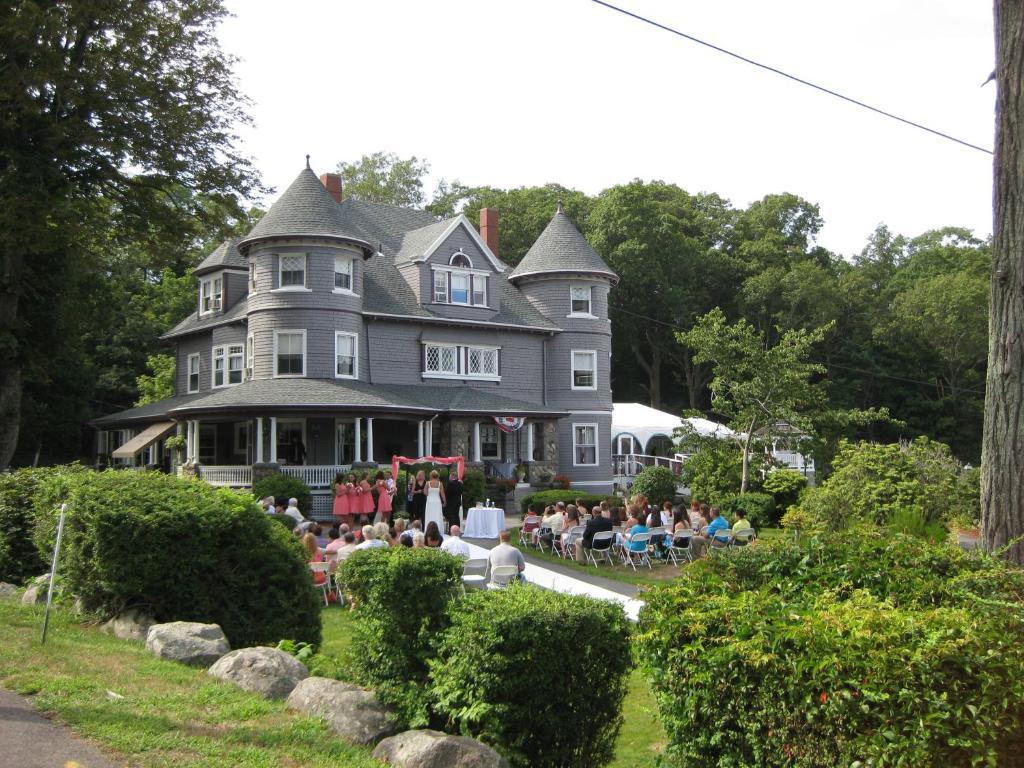 Castle Manor Inn Gloucester Eksteriør bilde
