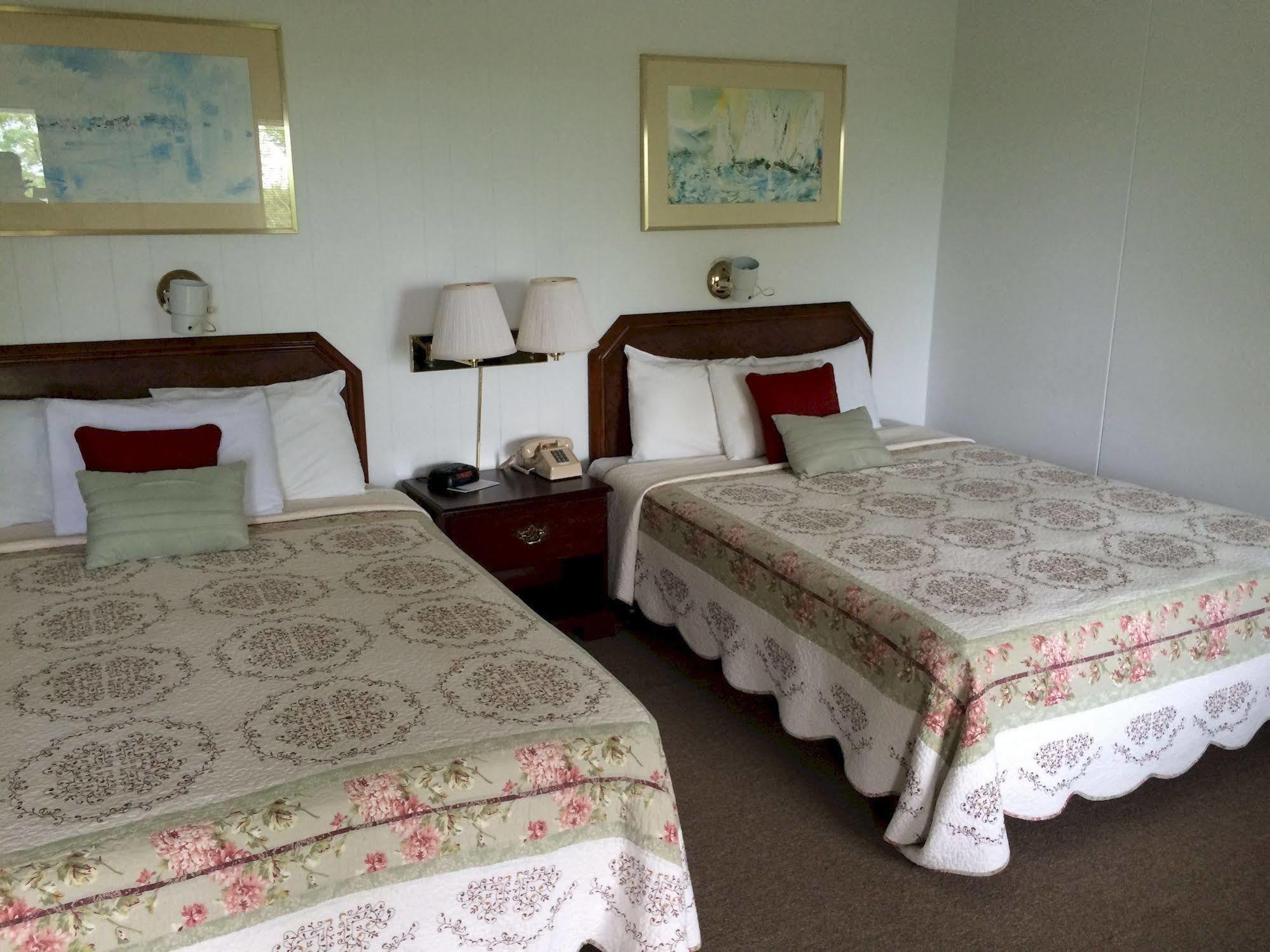 Castle Manor Inn Gloucester Eksteriør bilde